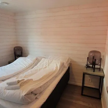 Andoy Vest Rorbuer Lodge *