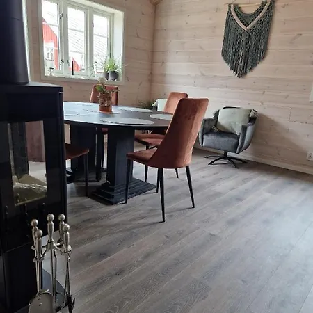 Andoy Vest Rorbuer Lodge *