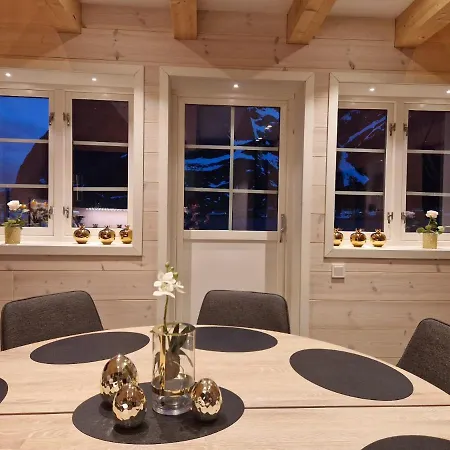 롯지 Andoy Vest Rorbuer 레이네