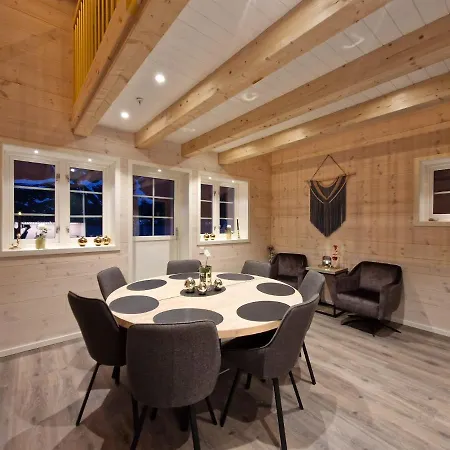 Andøy Vest Rorbuer Lodge *