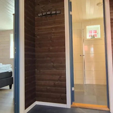 Andoy Vest Rorbuer Lodge Reine