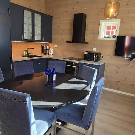 Andoy Vest Rorbuer Lodge *