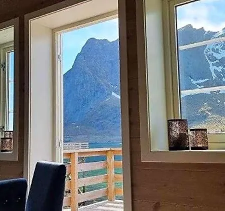 Andoy Vest Rorbuer Lodge