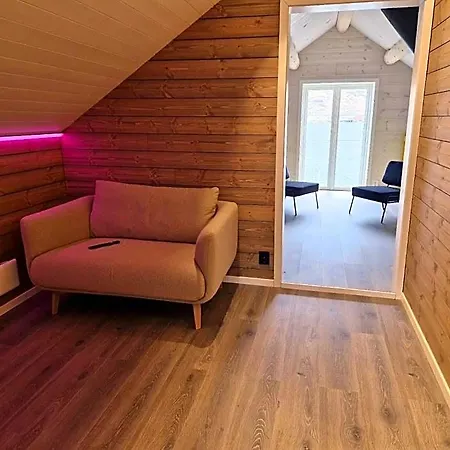 Andoy Vest Rorbuer Lodge Reine