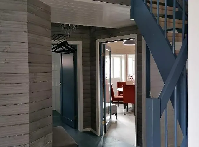 Andoy Vest Rorbuer Lodge *