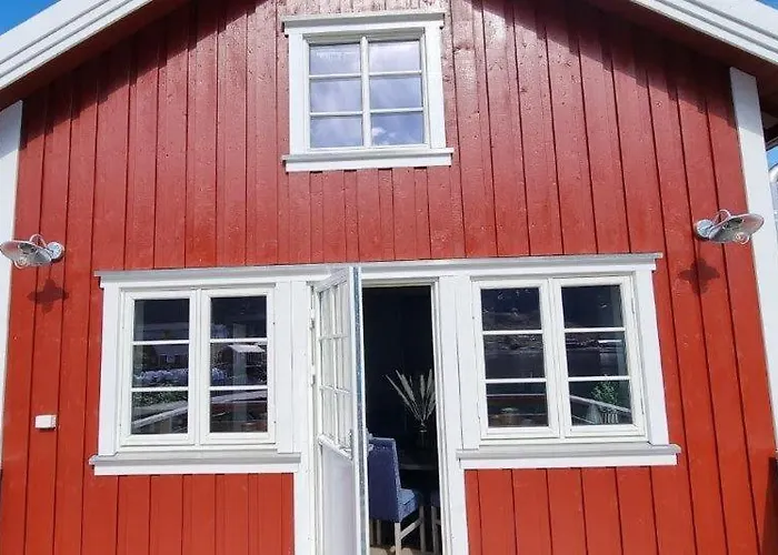 Andoy Vest Rorbuer * Reine