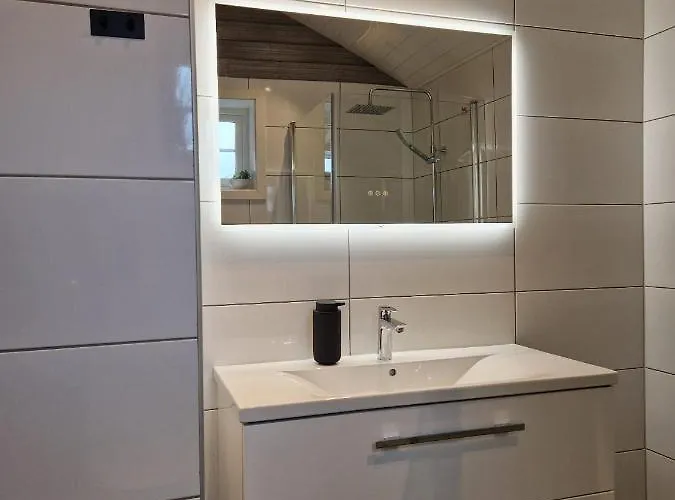 Andoy Vest Rorbuer Jaktstuga