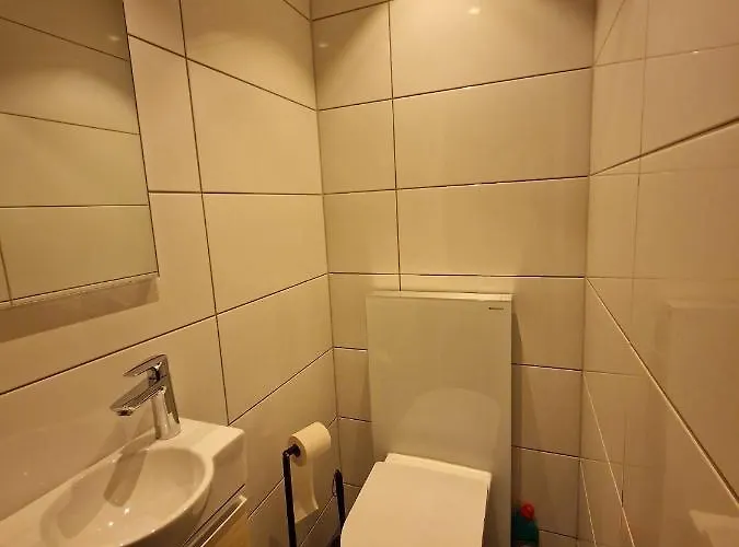 Andoy Vest Rorbuer *