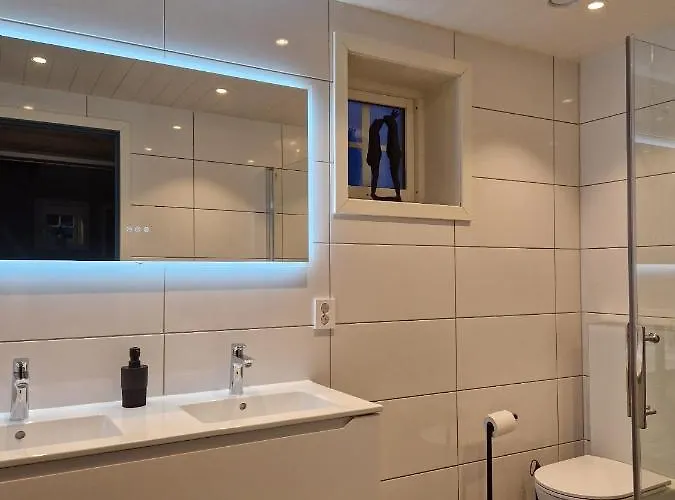 Andoy Vest Rorbuer Jaktstuga