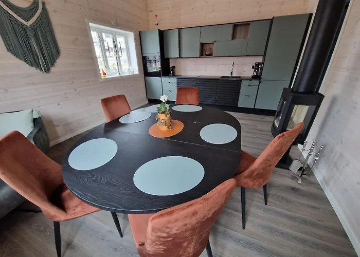 Jaktstuga Andoy Vest Rorbuer *