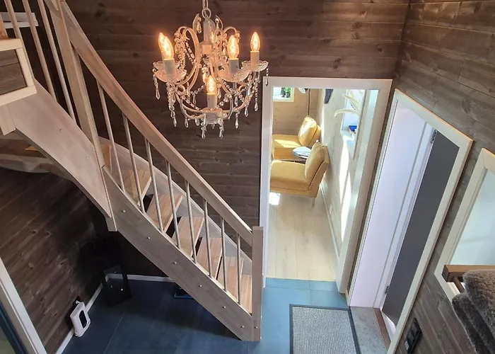 Andoy Vest Rorbuer *