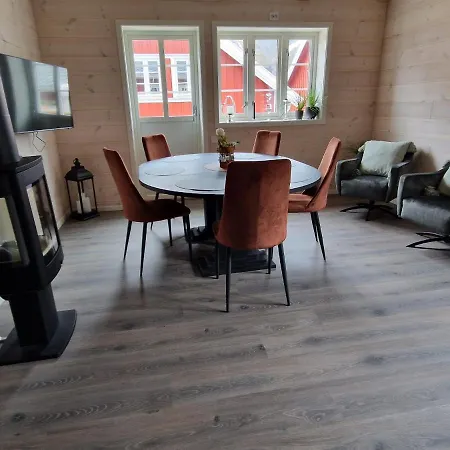 Andoy Vest Rorbuer 山林小屋 雷讷